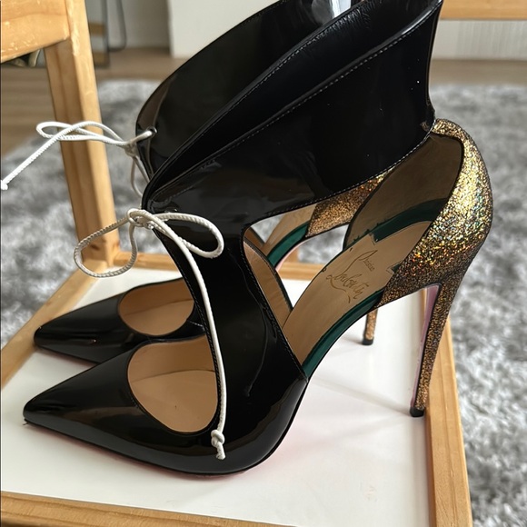 Christian Louboutin Black and Gold Stiletto Heels - Picture 5 of 5